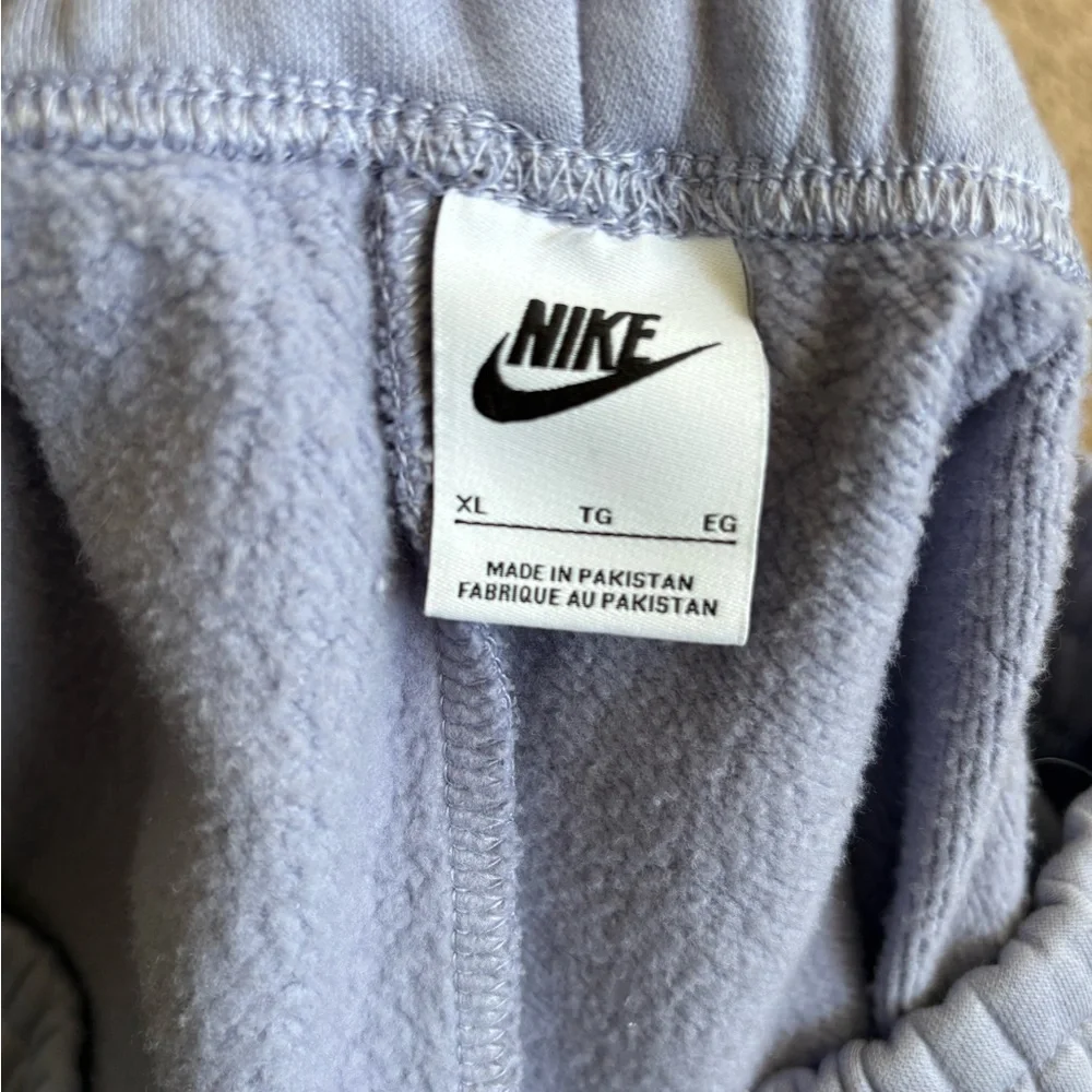 Nike Fleece Joggers - Picture 3 of 4